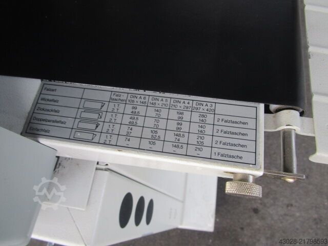 FOLDING MACHINE MATHIAS BÄUERLE MULTIPLI 35 MIT GESTELL