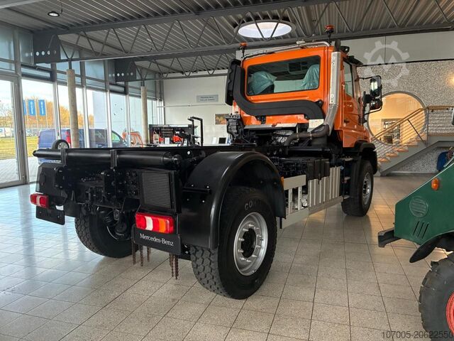 Other Mercedes-Benz Unimog U 530 mit neuem Motor