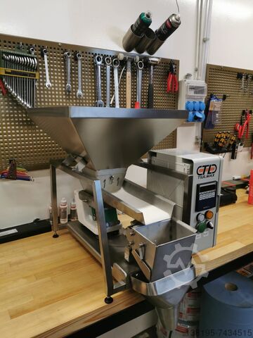 Bulk weighing unit Doypack filling TIULMAX SVARAS-2
