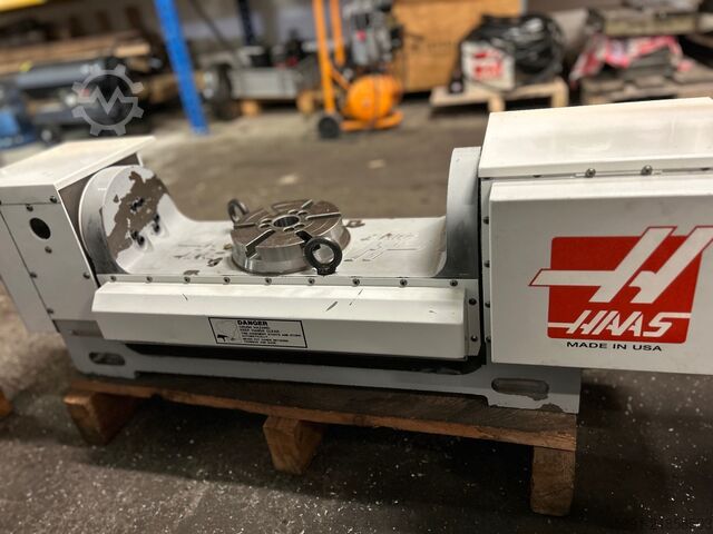 Vertical machining center Haas TR160H