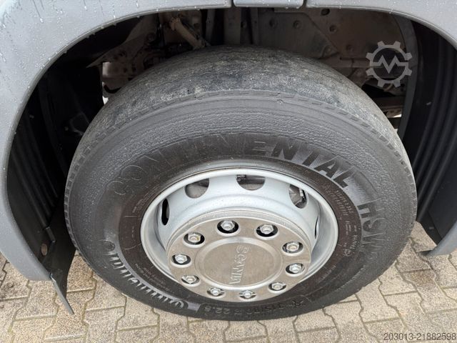 Road sweeper SCANIA G230 Kehrmaschine SCARAB Magnum