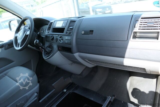 Panel van Volkswagen T5 Transporter 2.0 TDI PARKTRONIK EURO5 2xSCHIEBETÜR CoC