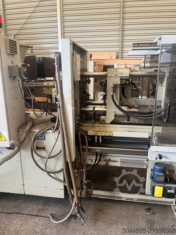 Injection molding machine Negri Bossi V70-200
