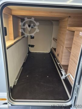 Semi-integrated camper Knaus L!VE WAVE 650 MEG Black Selection *TraumMobil*Autark e*