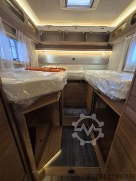 Semi-integrated camper Weinsberg CaraSuite 650 MEG EDITION [SPICY] Edition Spicy*Autark-e*