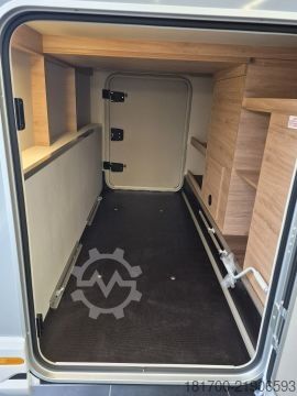Semi-integrated camper Knaus L!VE WAVE 650 MEG Black Selection *TraumMobil*Automatik*
