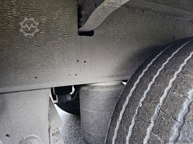 2011 Schmitz Cargobull SCS24/L-1362 E B | NL TRAILER|SAF DISC| LOADING LIFT 2 TONS | APK TUV |29-06- Schmitz Cargobull SCS24/L-1362 E B | NL TRAILER|SAF DISC| LOADING...