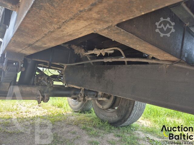 Traktor JCB Fastrac 3220