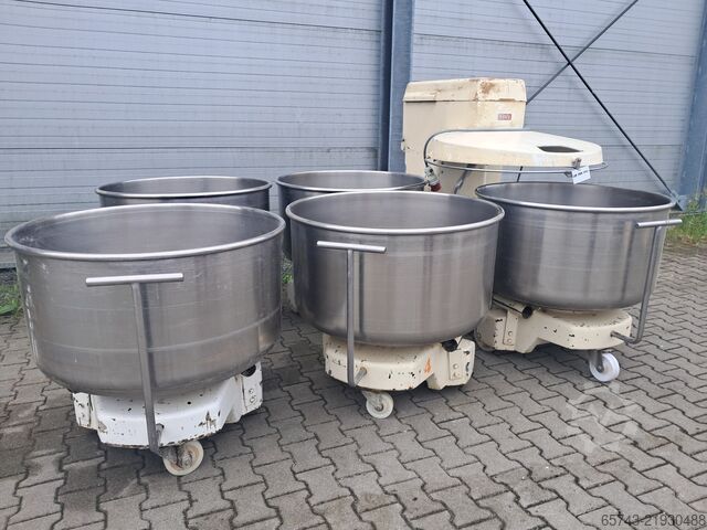 Mixer + 5 bowls Boku SK 240A
