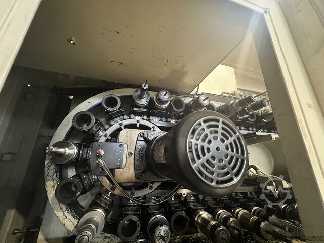 VERTIKALES BEARBEITUNGSZENTRUM victor A110