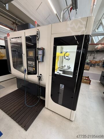 5 axis universal machining center DMG MORI Mll Tap 700