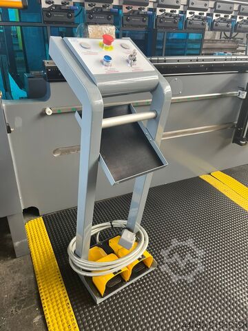 Press brake GPRESS GHX 180-3000