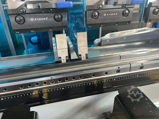 Press brake GPRESS GHX 180-3000