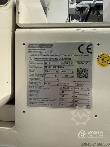 Wittmann Battenfeld MacroPower 700/2250 UNILOG B8 Wittmann Battenfeld MacroPower 700/2250 UNILOG B8