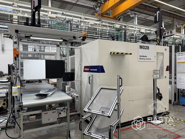 Wittmann Battenfeld MacroPower 700/2250 UNILOG B8 Wittmann Battenfeld MacroPower 700/2250 UNILOG B8