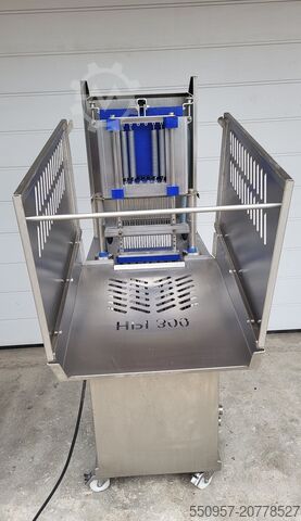 Fleischverarbeitungsmaschine HENNEKEN HPI 300