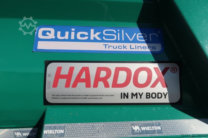 Kipper Auflieger Wielton NW-3 Stahlrundmulde