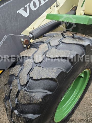 Radlader VOLVO L30B ZX PRO 4 STÜCK AUF LAGER