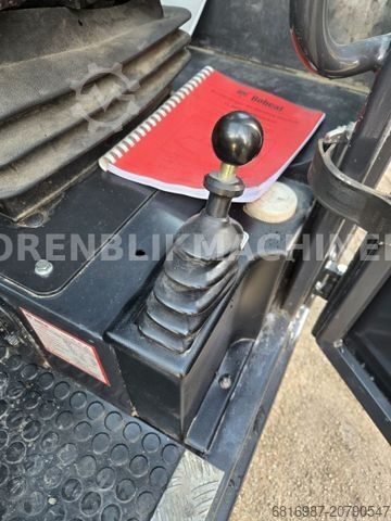 Teleskoparmstapler BOBCAT TL360 4X4X4