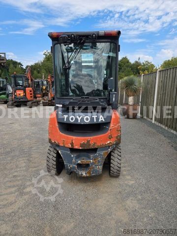 Frontstapler TOYOTA 06-8FD20