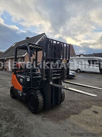 Frontstapler DOOSAN G25E-5