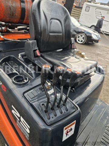 Frontstapler DOOSAN G25E-5