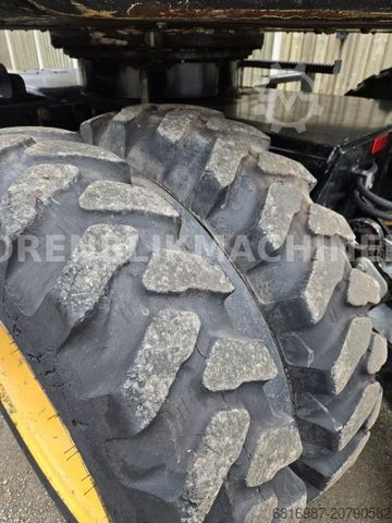 Mobilbagger YANMAR B 95W