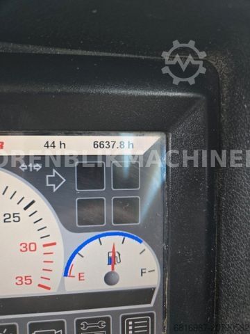 Mobilbagger YANMAR B 95W