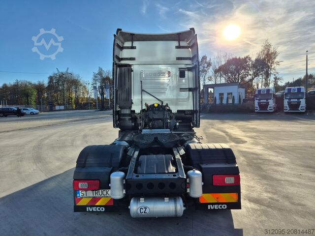 Low deck  tractor unit Iveco S-WAY 460 LNG / MEGA / INTARDER / 30 STU