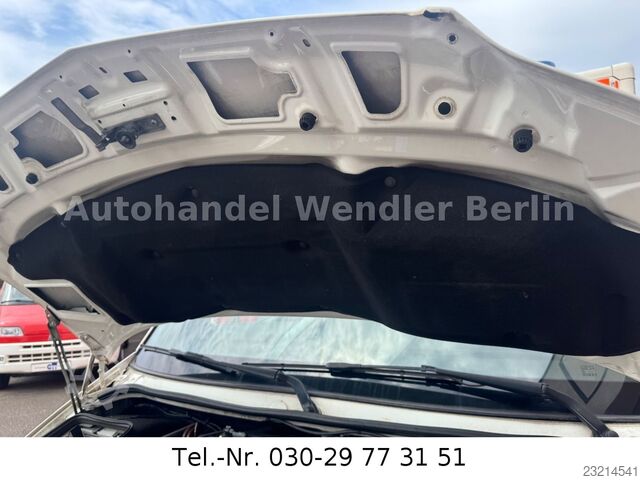 Feuerwehrfahrzeug MERCEDES-BENZ Sprinter 516 CDI RTW WAS Koffer Fahrtrage+Sessel