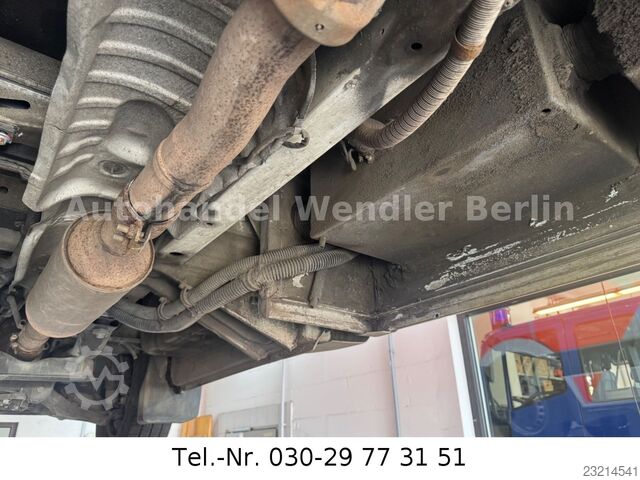 Feuerwehrfahrzeug MERCEDES-BENZ Sprinter 516 CDI RTW WAS Koffer Fahrtrage+Sessel