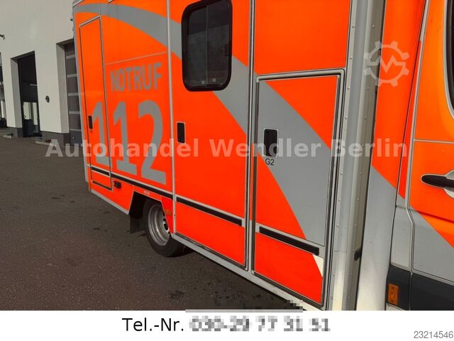 Feuerwehrfahrzeug MERCEDES-BENZ Sprinter 516 CDI RTW Fahrtec mit Trage