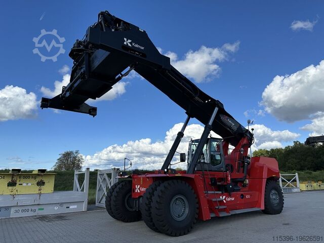 Full-container reach stacker Kalmar DRG450-65S5E
