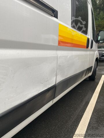 Wohnwagen/Wohnmobil Fiat Weinsberg Carabus 600 K | 4 Posti Letto | Completamente Attrezzato