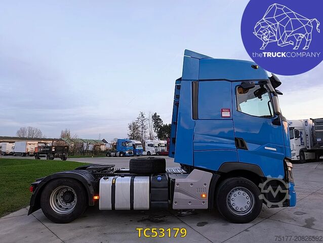 Standard-SZM Renault T 520