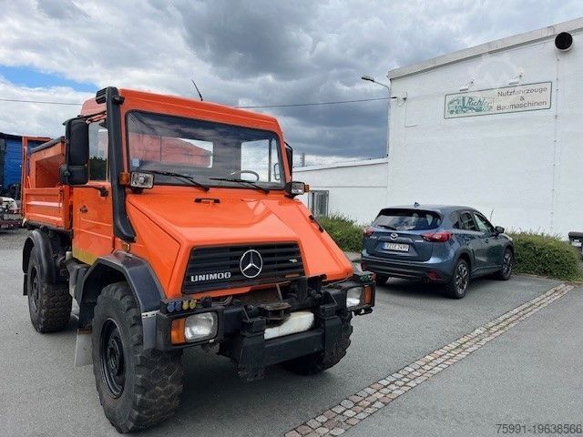 Three-sided tipper truck MERCEDES-BENZ Unimog 418/10 Winterdienst2000