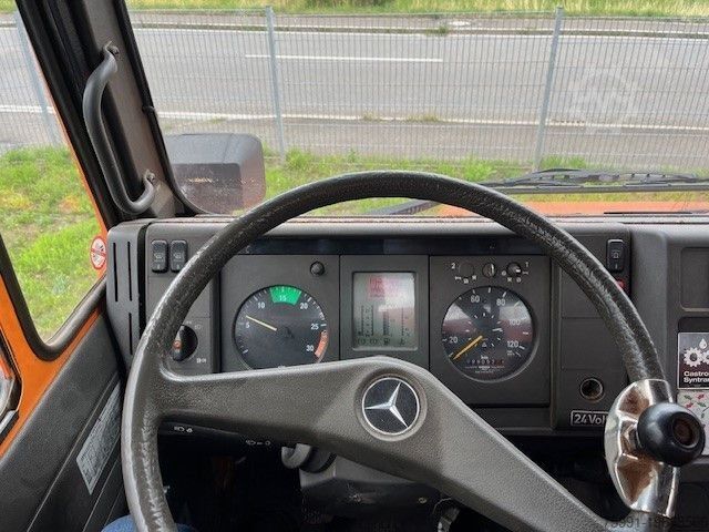 Dreiseitenkipper LKW MERCEDES-BENZ Unimog 418/10 Winterdienst2000