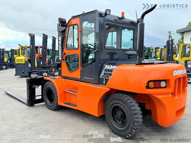 4-Rad-Gabelstapler DOOSAN 70 / DUPLEX / FORK 2500MM / POSITIONER
