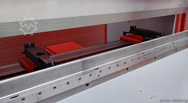 Hydr. Press brake BEYELER PR3 1550 x 30 to