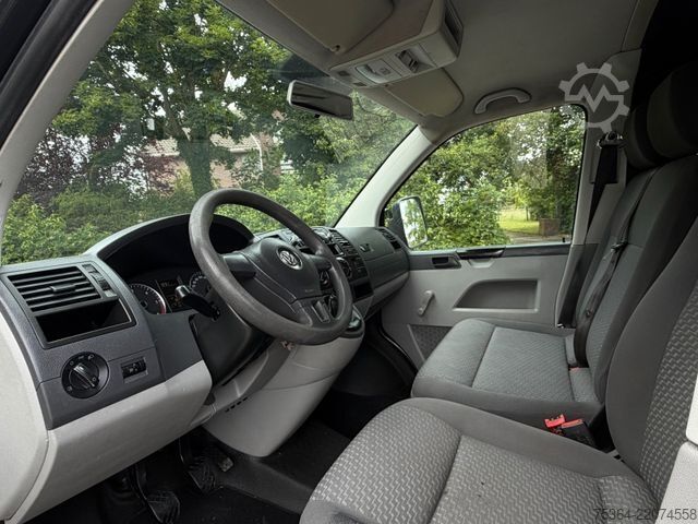 Pick-up van VOLKSWAGEN T5 Transporter 2.0 Tdi Doppelkabine Pritsche Ahk