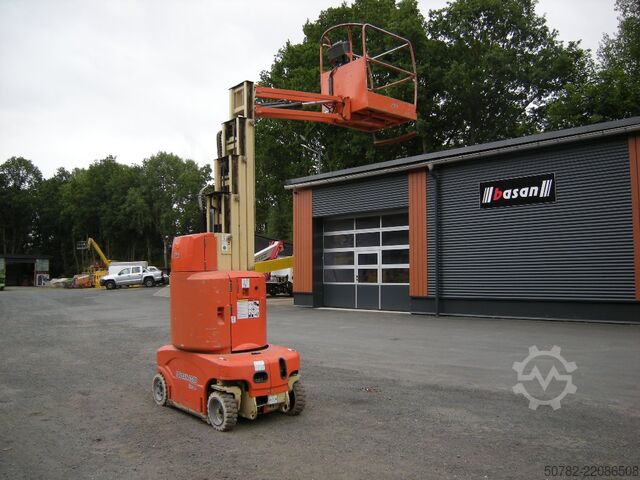 Vertical mast lift JLG Toucan 1010