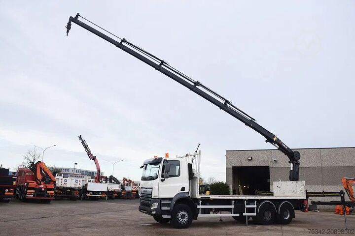 Crane truck DAF CF 530