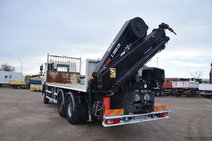 Crane truck DAF CF 530