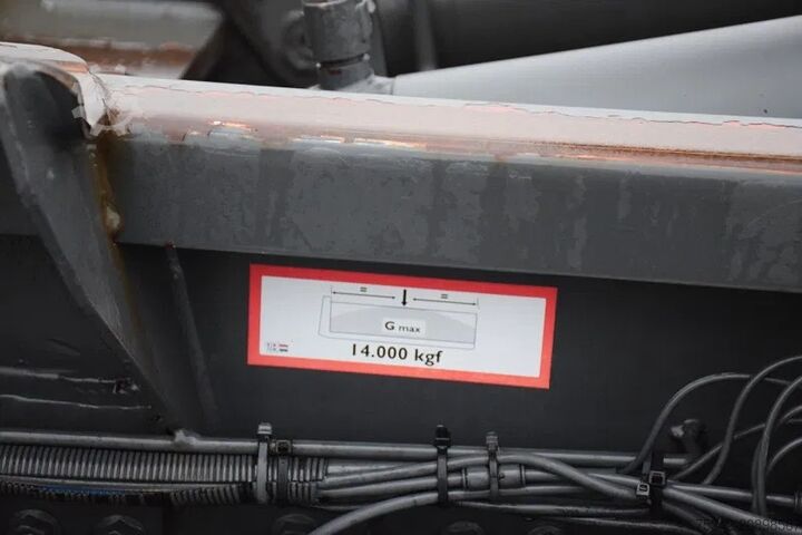 Hakenarmsystem Iveco Stralis 330