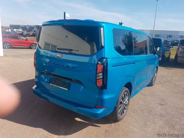 Kleinbus FORD Tourneo Custom Titanium PHEV AHK B&O Pano 19Zoll