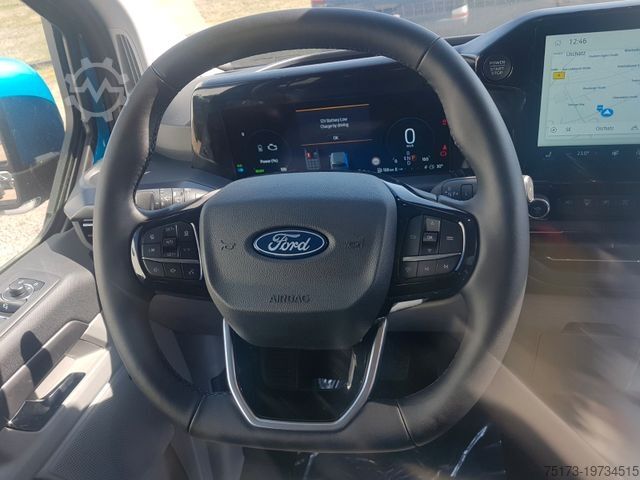 Kleinbus FORD Tourneo Custom Titanium PHEV AHK B&O Pano 19Zoll