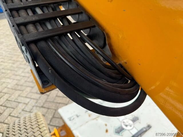 Gelenkteleskoparbeitsbühne Niftylift HR12NE Hoogwerker Knikarmhoogwerker