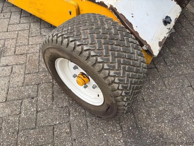 Gelenkteleskoparbeitsbühne Niftylift HR12NE Hoogwerker Knikarmhoogwerker