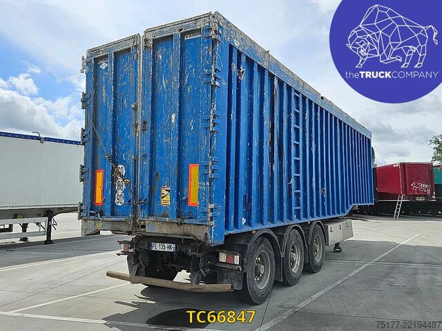 Tipper Kaiser benne transport ferrail