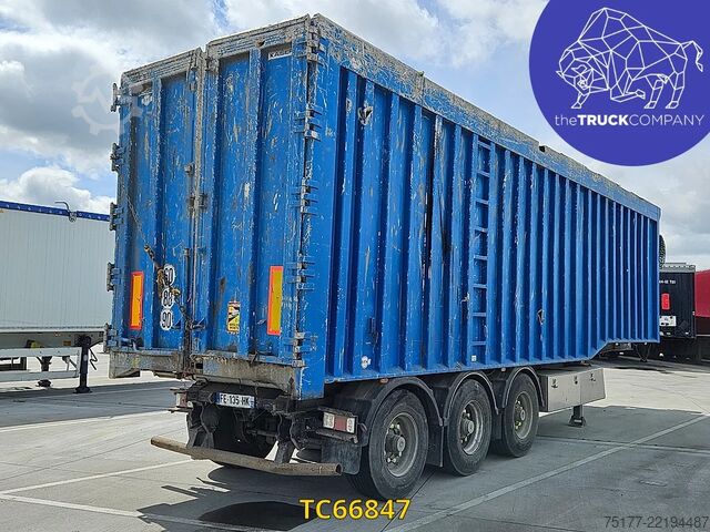 Tipper Kaiser benne transport ferrail